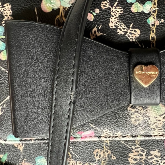 Vintage y2k Betsey Johnson Crossbody Bag with Bow & Adjustable Straps - Picture 3 of 8